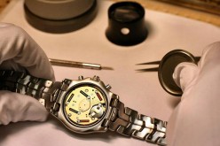 Perawatan jam tangan kesayangan agar awet dan tahan lama
