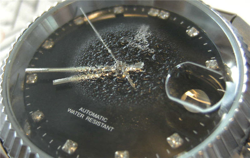 Cara mengatasi jam tangan berembun blog Machtwatch - Jamtangan.com