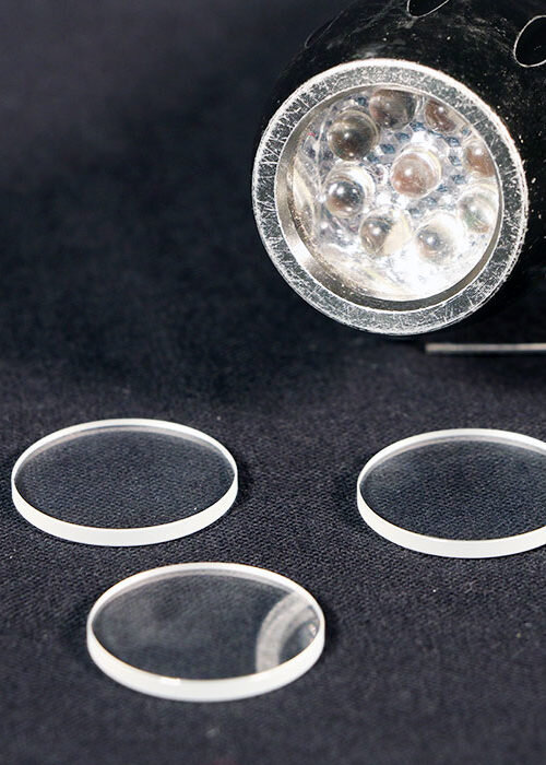 Cara membedakan sapphire crystal glass dan mineral glass pada jam tangan