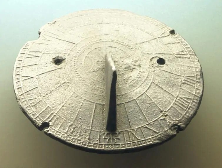 Sundial Mesir Kuno