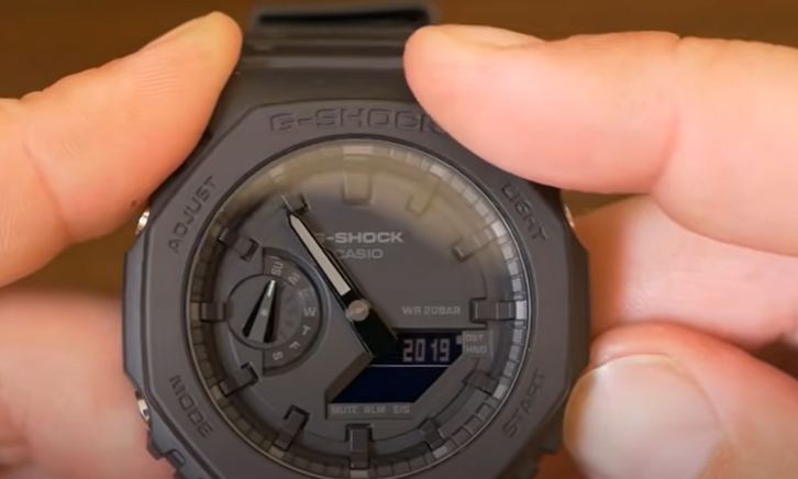 Cara setting tahun, bulan, dan tanggal pada G-Shock GA-2100