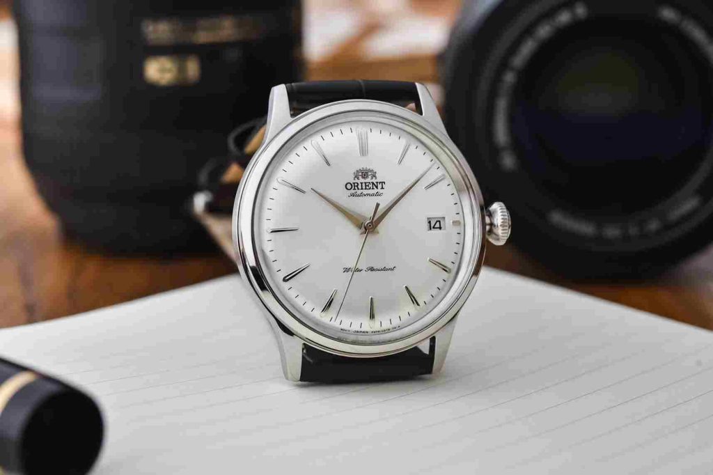 Jam tangan Orient Bambino.