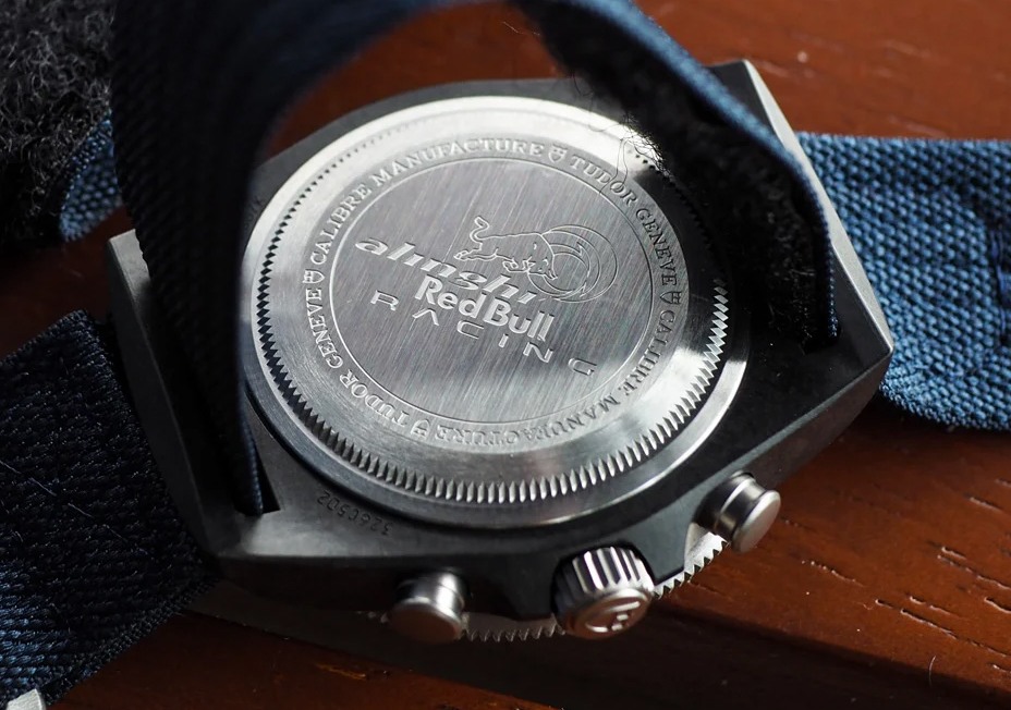 Caseback Pelagos FXD Chrono Alinghi Red Bull Racing Edition