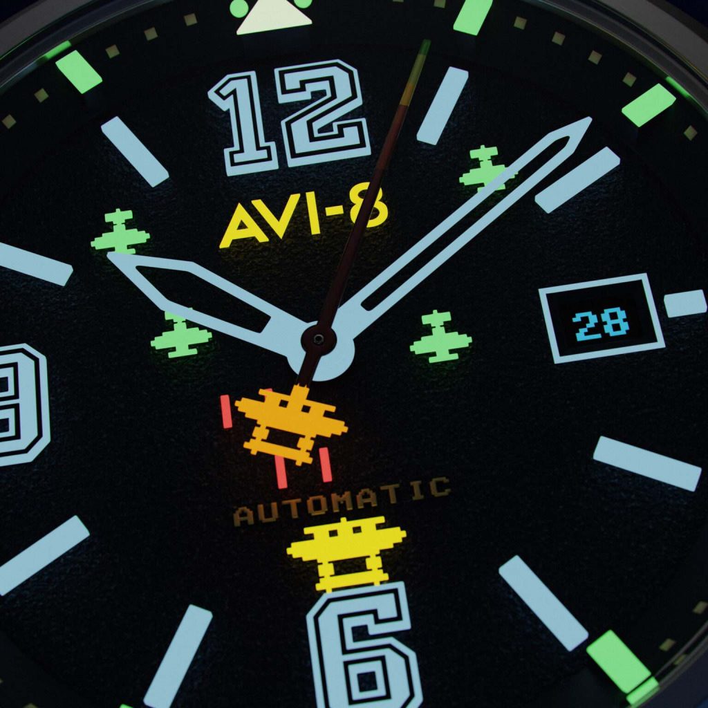Tampilan dial jam tangan saat kondisi gelap