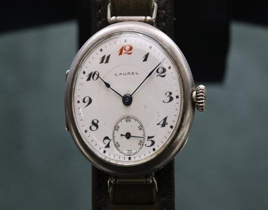 Tampilan vintage dari Seiko Laurel