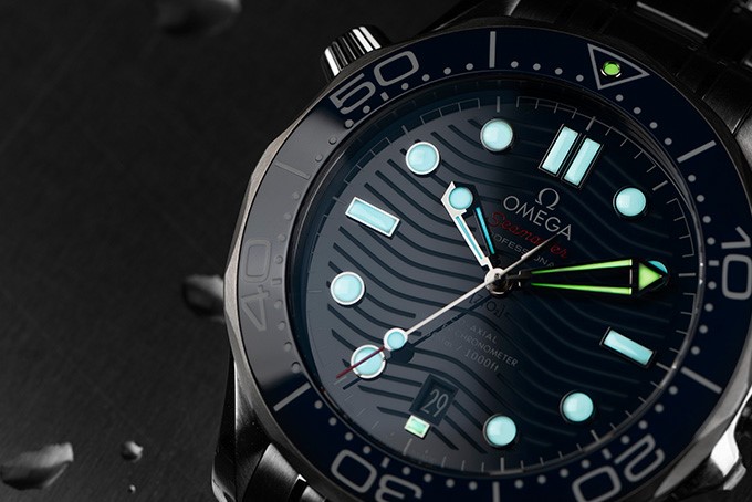 Lume Omega Seamaster 210.30.42.20.03.001 Diver 300M Automatic Master Chronometer.