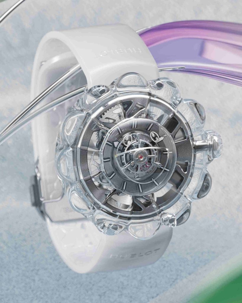 Movement MP-15 Takashi Murakami Tourbillon Sapphire memiliki power reserve 150 jam