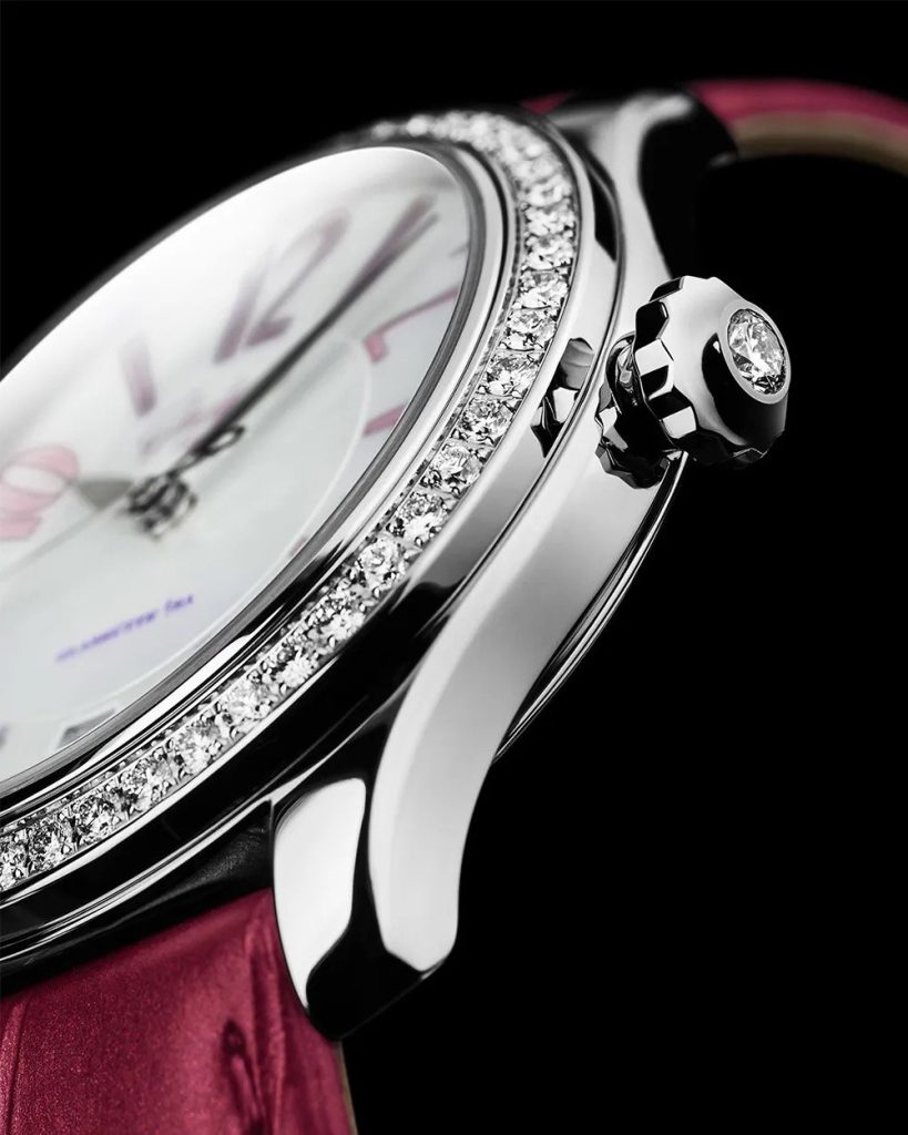 Bezel dan crown Glashütte Original Lady Serenade Valentine's Day 2024 dihiasi diamond