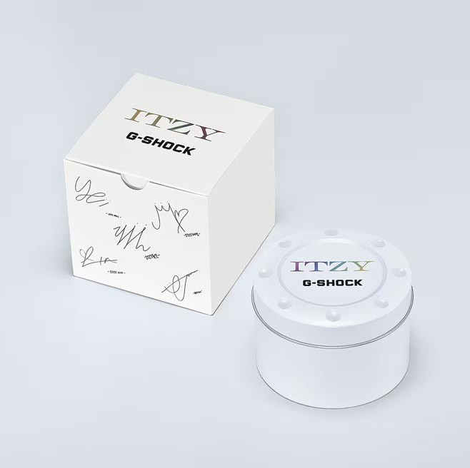 Packaging G-Shock GMA-P2100ZY x ITZY