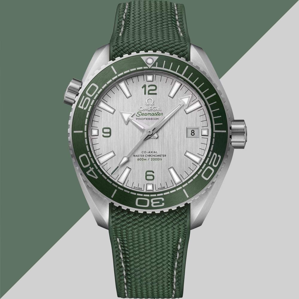Omega Seamaster Planet Ocean 600M 215.32.44.21.06.001 “Military Green”