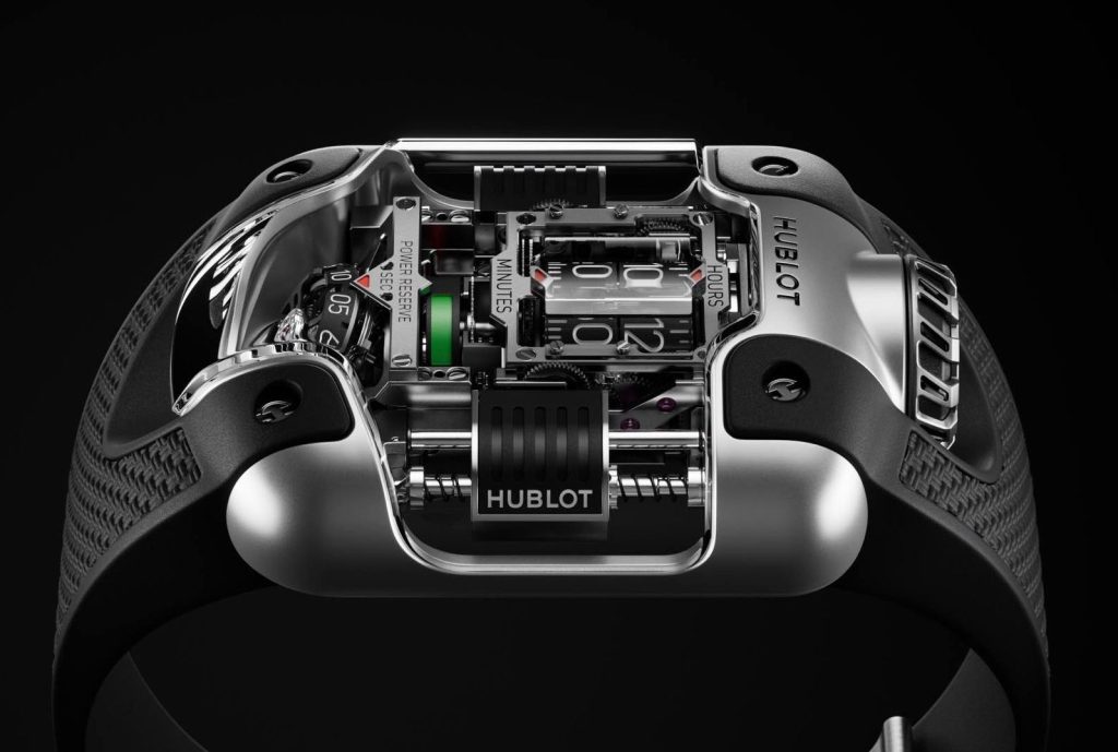 Sisi samping pada Hublot MP-10 Tourbillon Weight Energy System Titanium