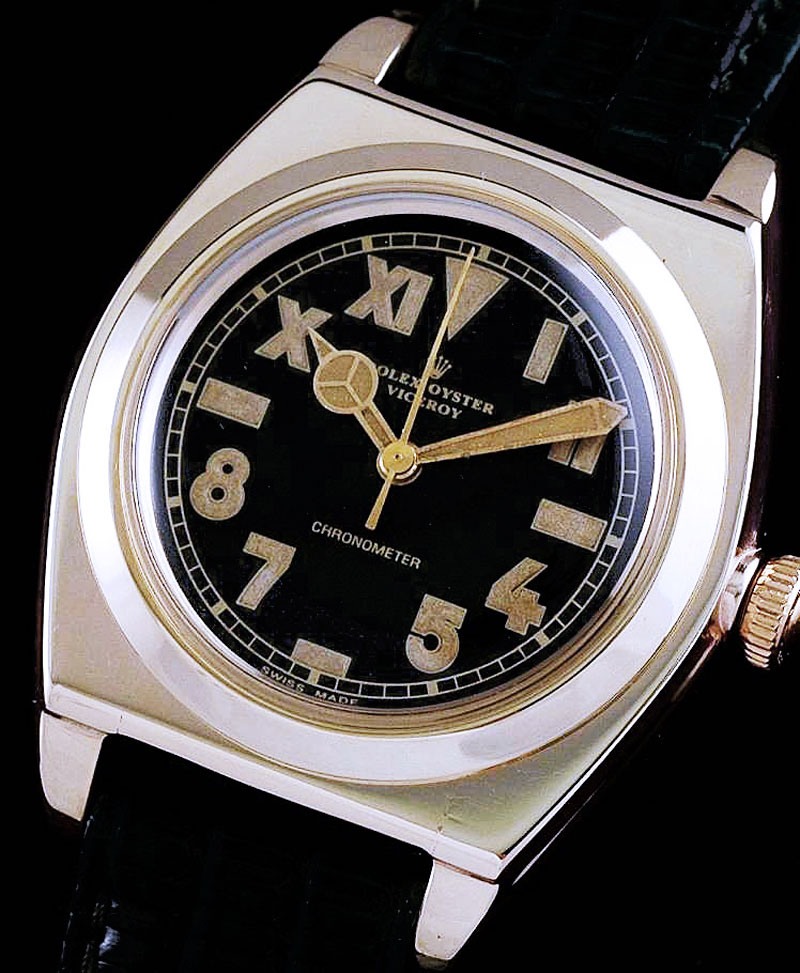 Jam tangan dengan California dial