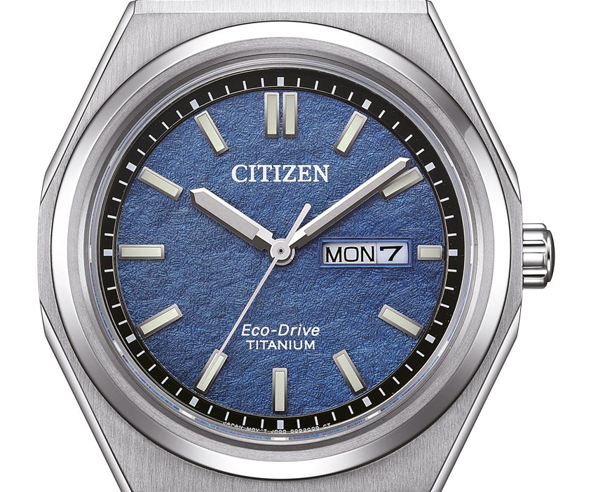 Dial Citizen Super Titanium Eco-Drive Day-Date