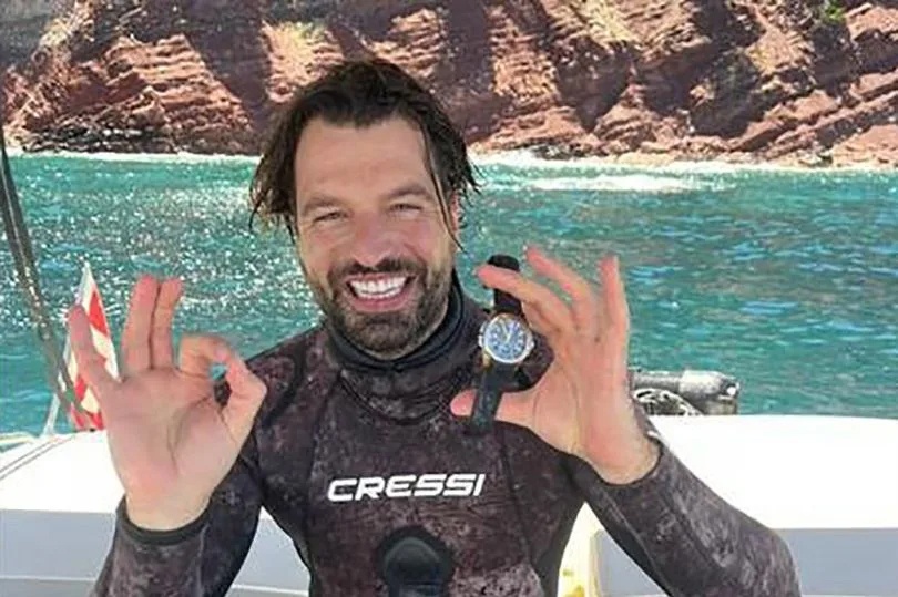 Giorgio dan Patek Philippe Aquanaut Travel Time yang ditemukan