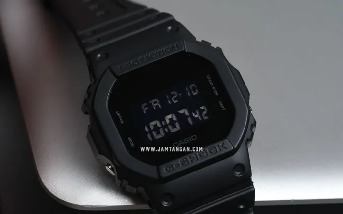 Casio G-Shock DW-5600BB-1DR