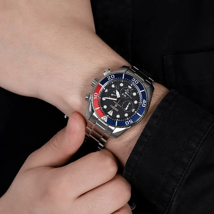 Seiko Prospex SSC795J1 Sumo Solar Chronograph PADI Edition. 