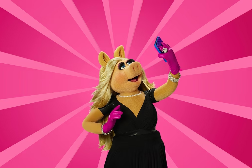 Karakter Miss Piggy yang glamor dan percaya diri
