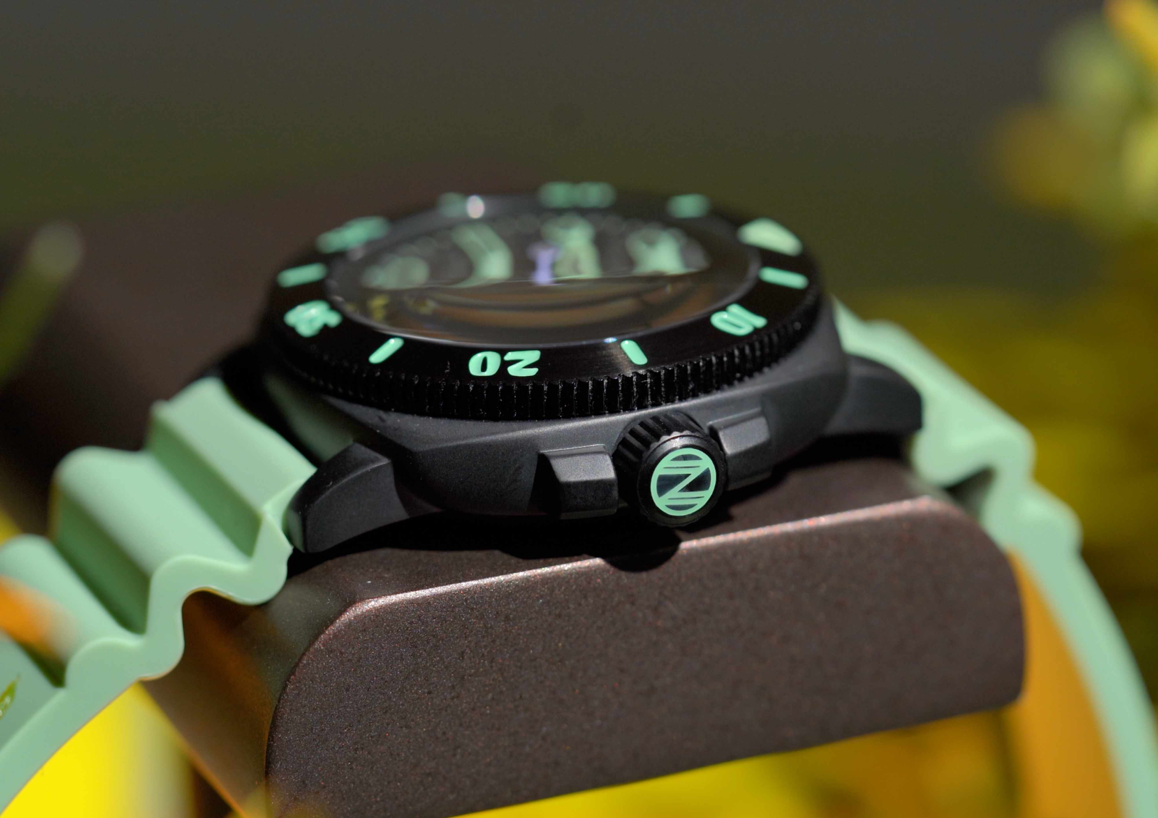 Spinnaker Hull SP-5147-03 Automatic SpongeBob SquarePants Green Squidward