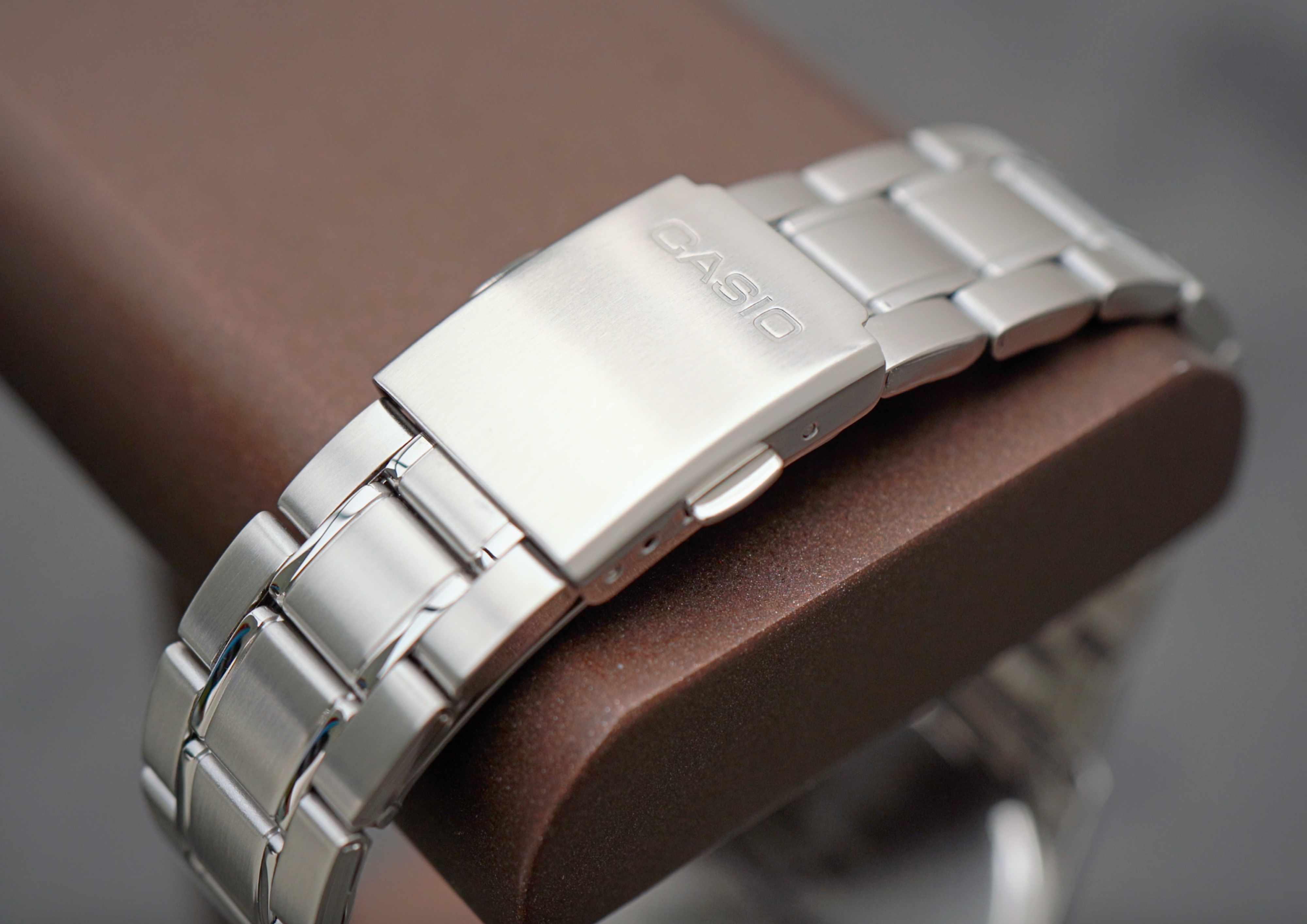 Casio MTS-RS100D-5ADF, MTS-RS100D-2AVDF & MTS-RS100D-3AVDF