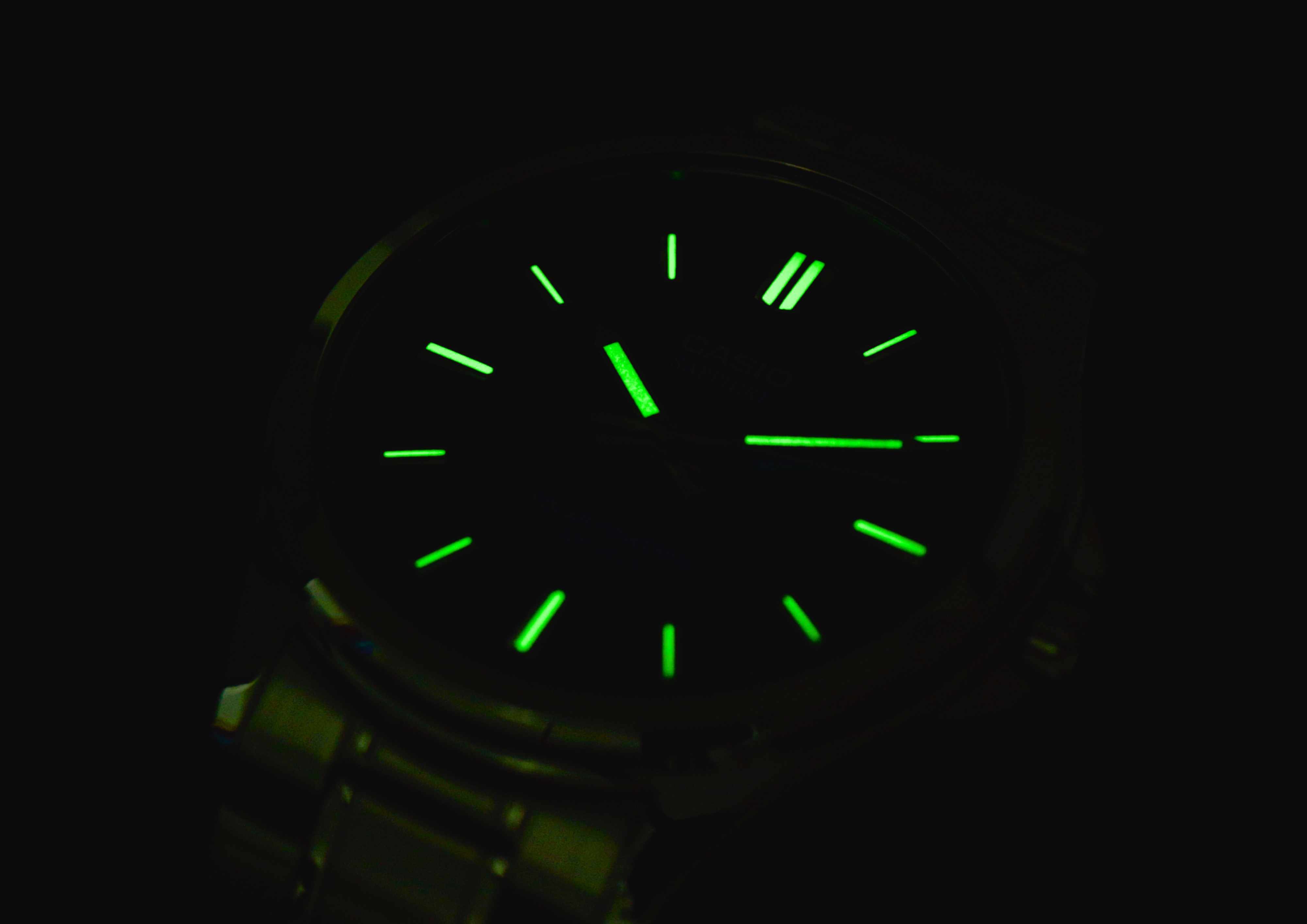Casio MTS-RS100D-5ADF, MTS-RS100D-2AVDF & MTS-RS100D-3AVDF