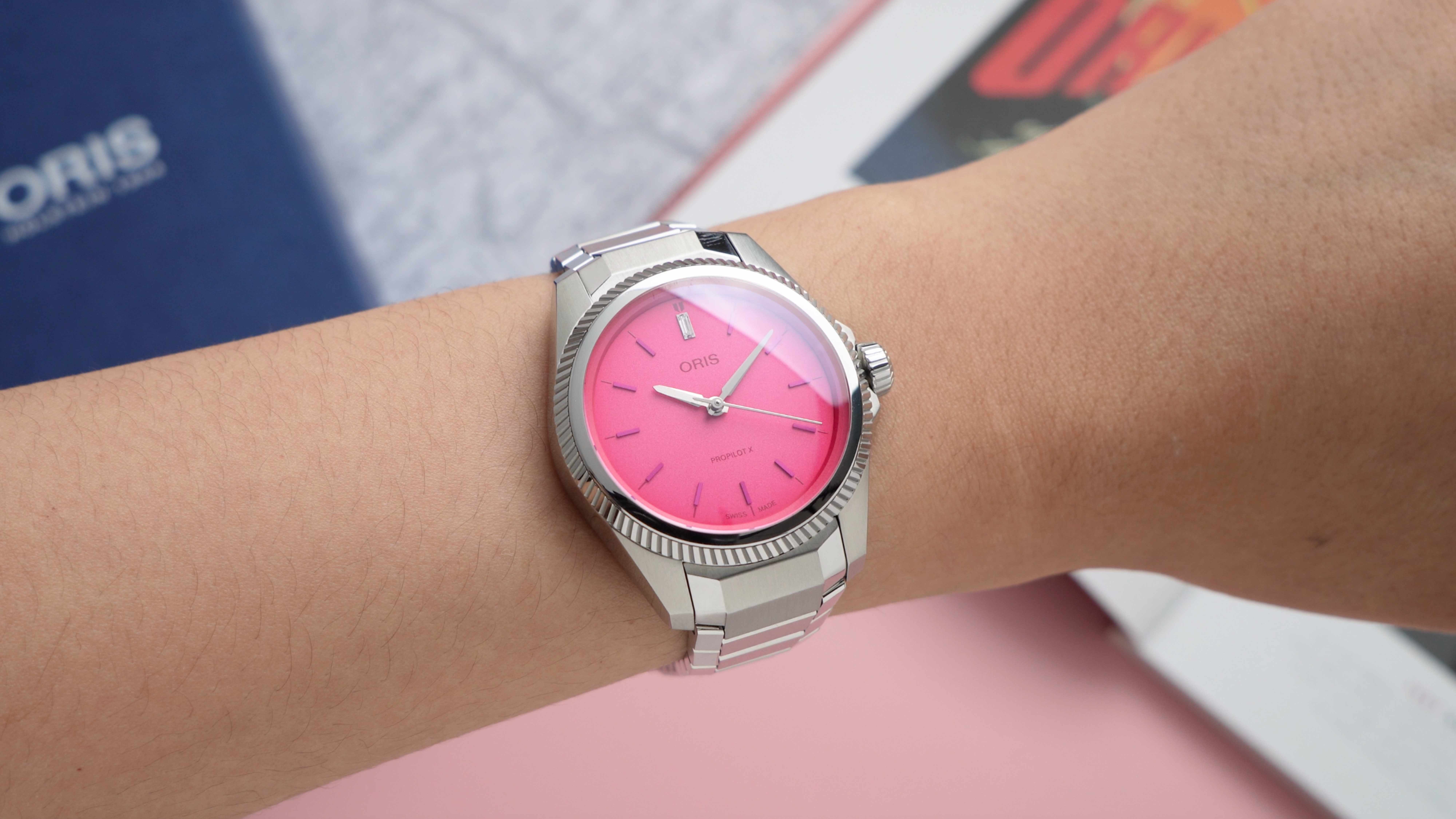 Oris ProPilot X Miss Piggy Edition