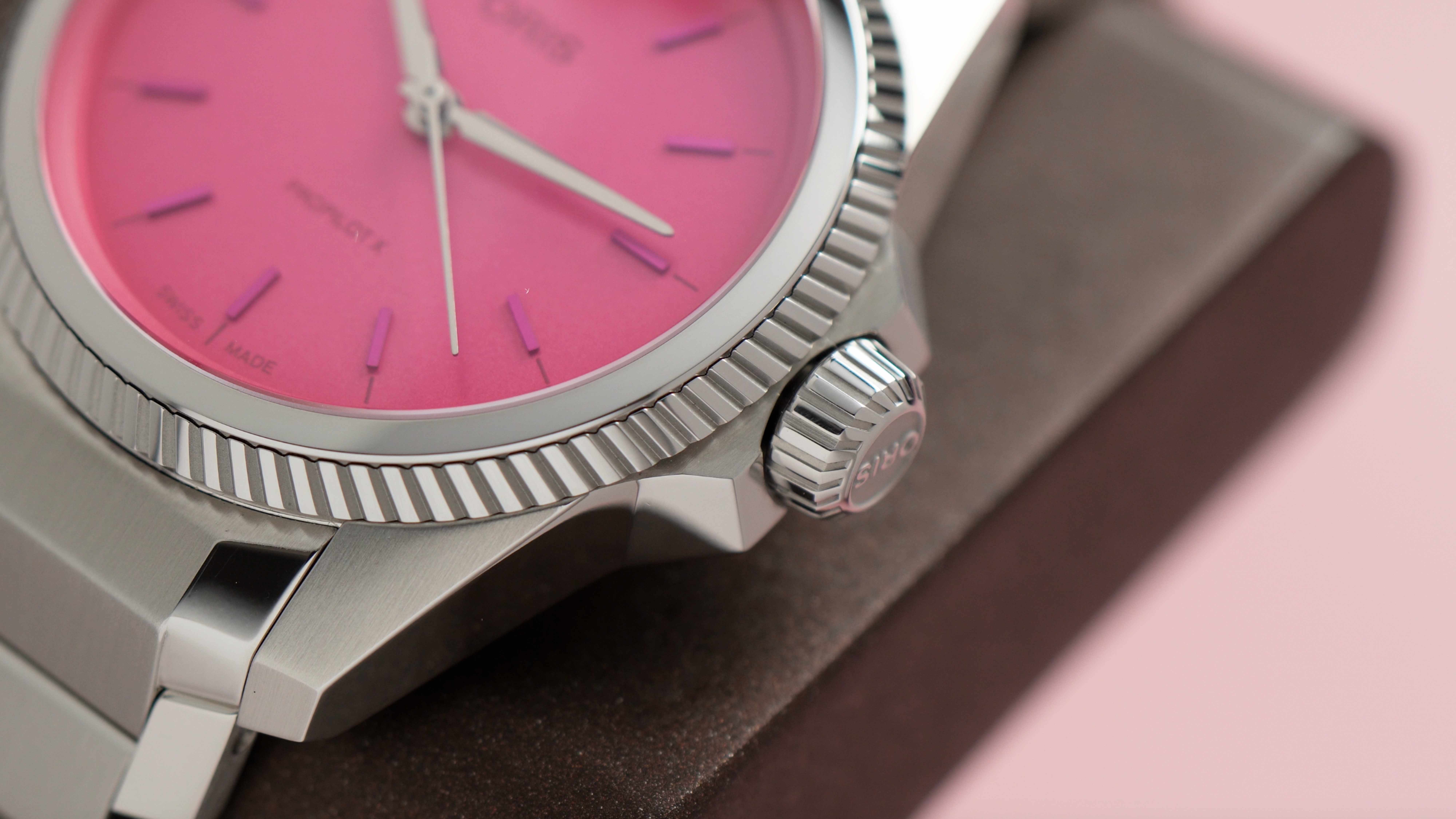 Oris ProPilot X Miss Piggy Edition
