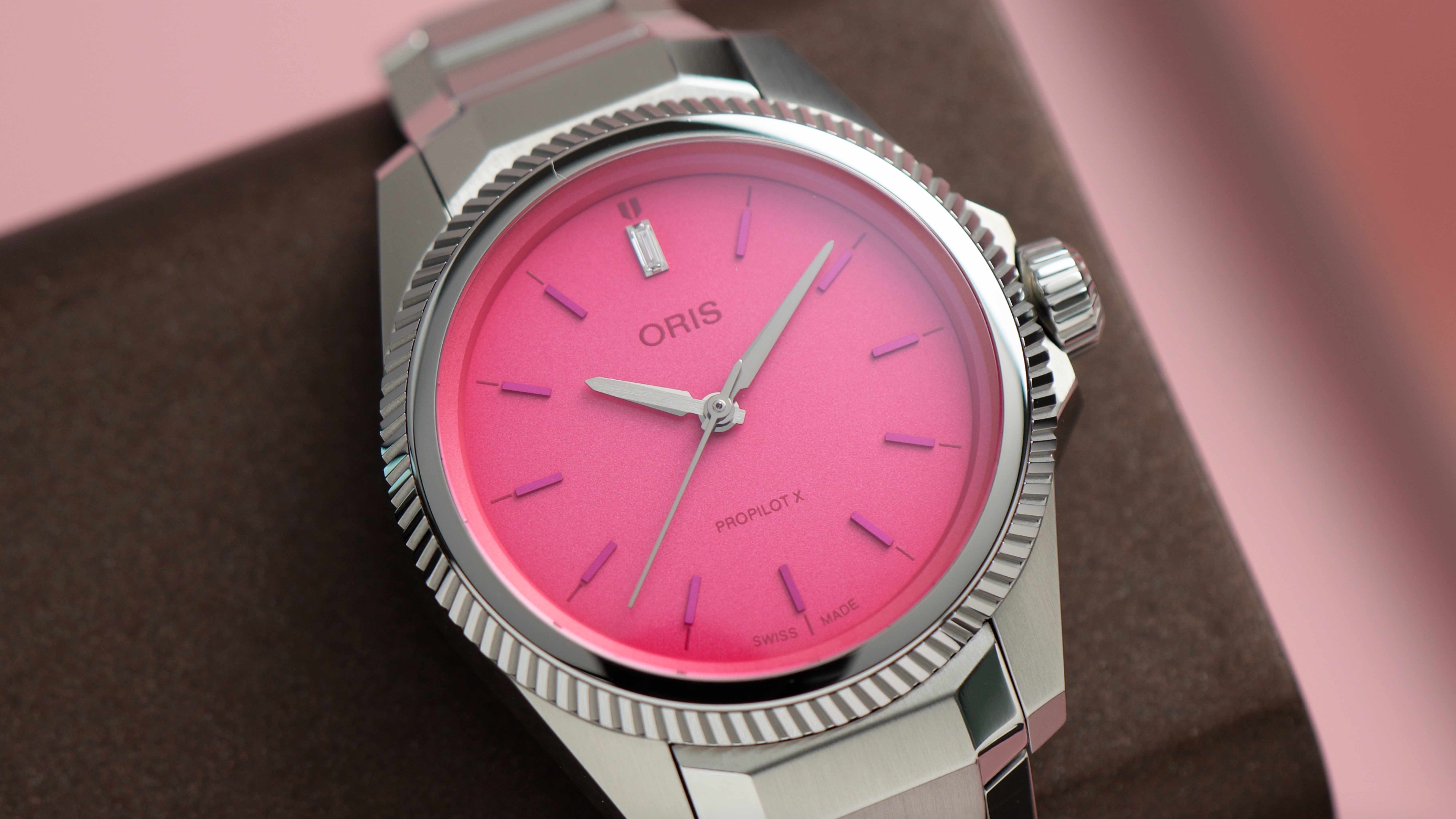 Oris ProPilot X Miss Piggy Edition