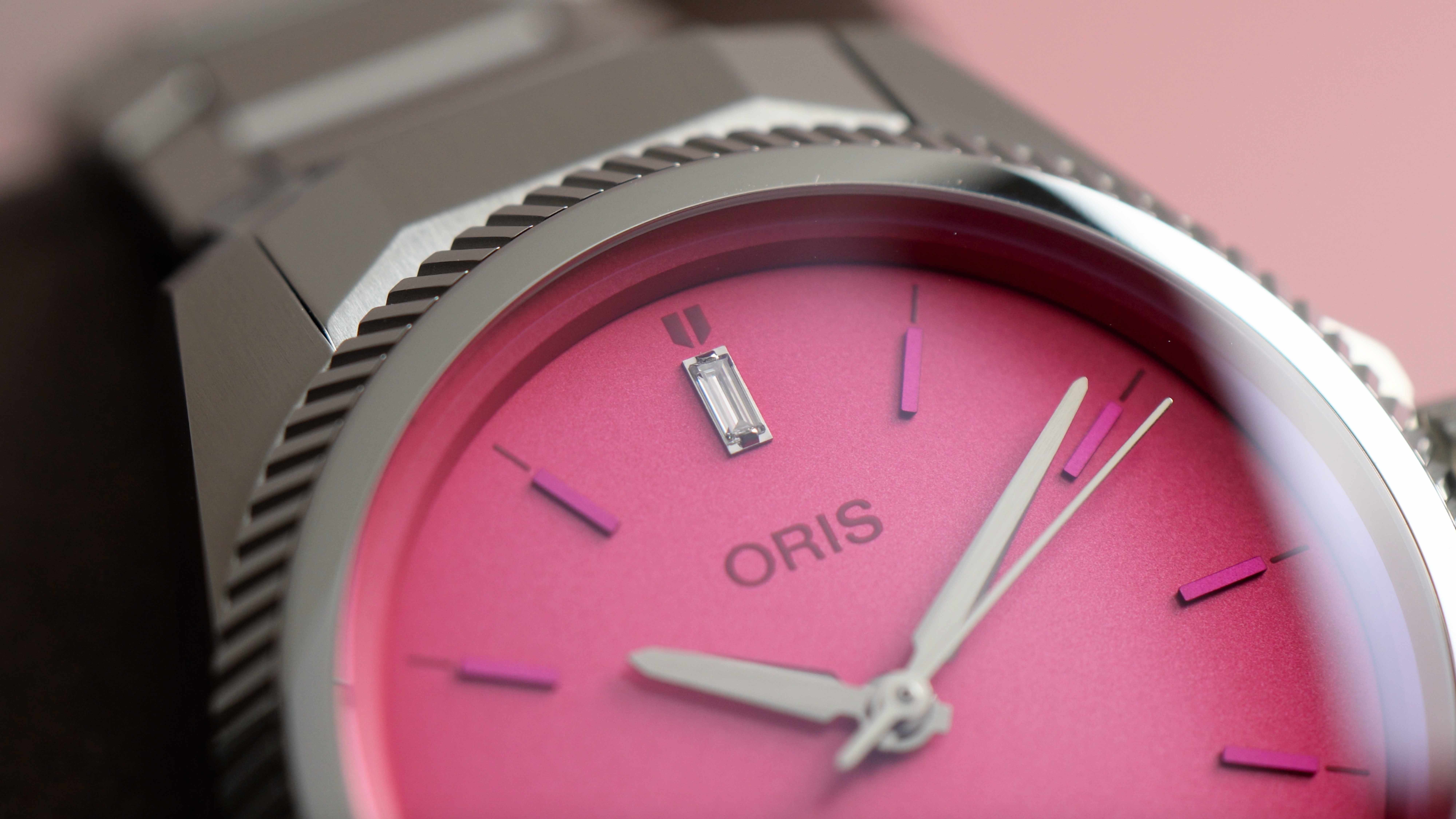 Oris ProPilot X Miss Piggy Edition