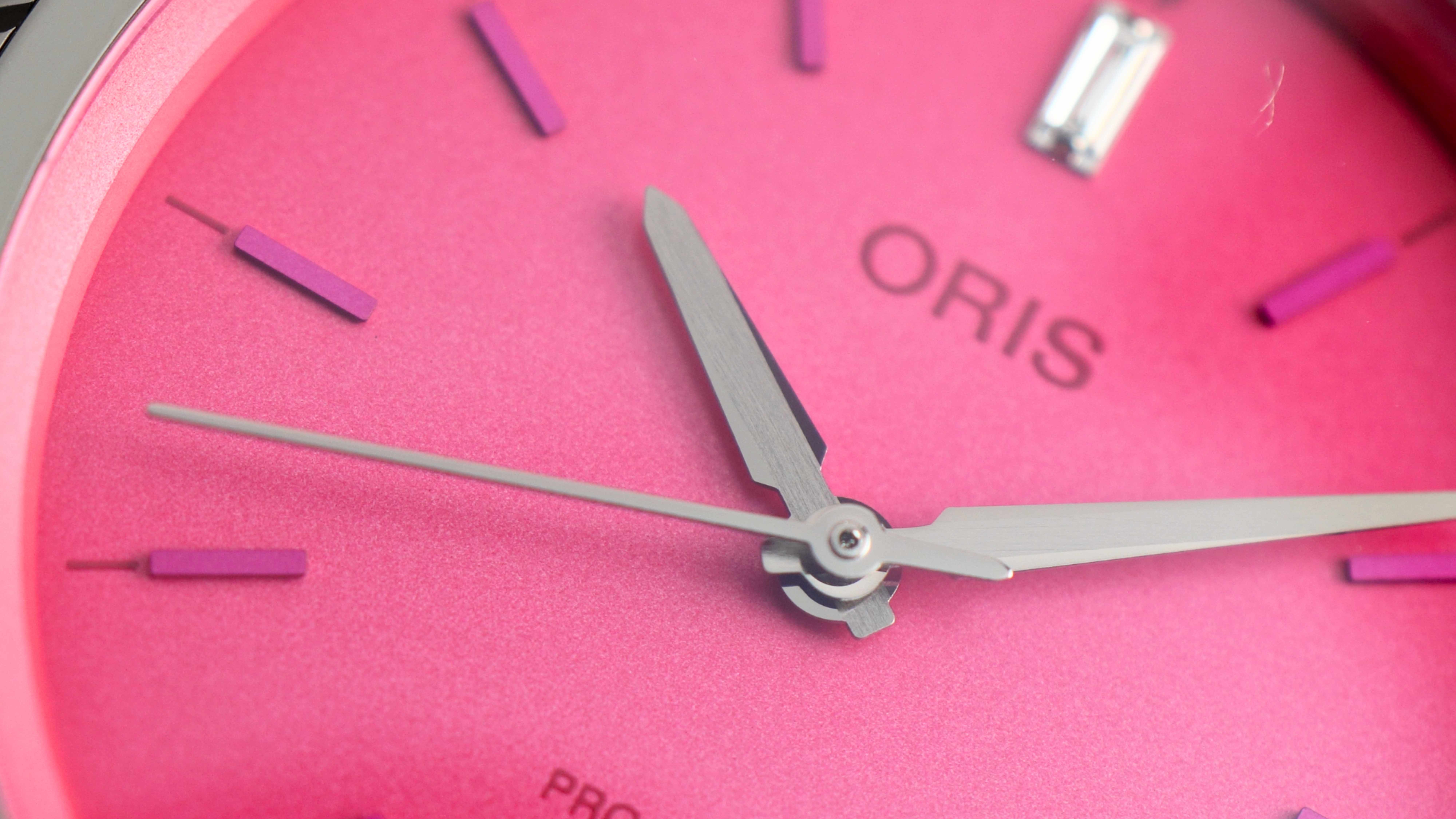 Oris ProPilot X Miss Piggy Edition