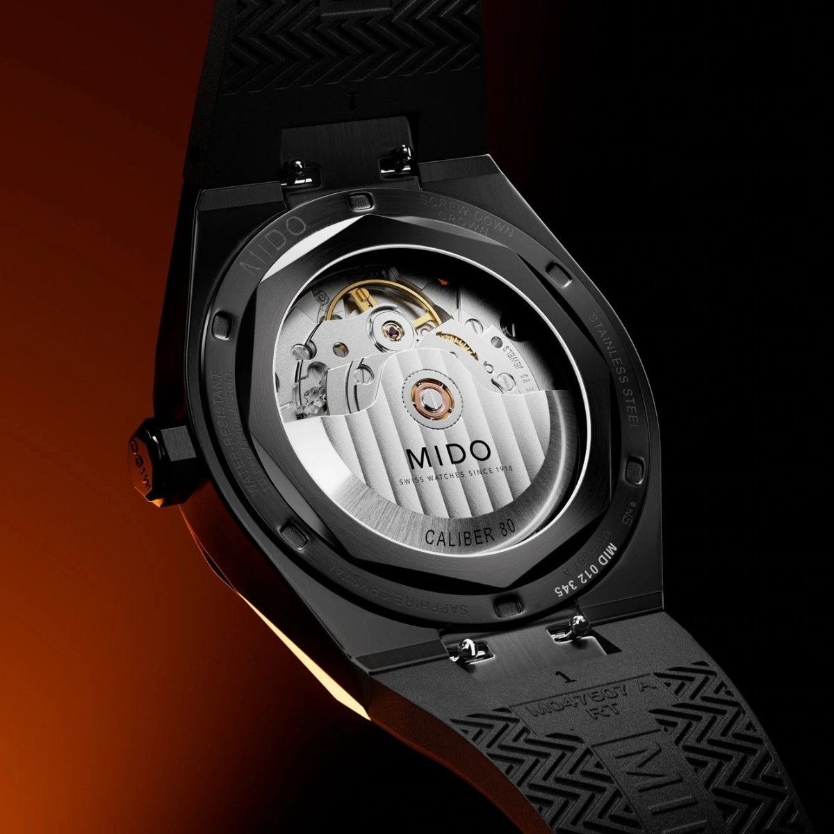 Movement yang bisa dilihat dari caseback transparan